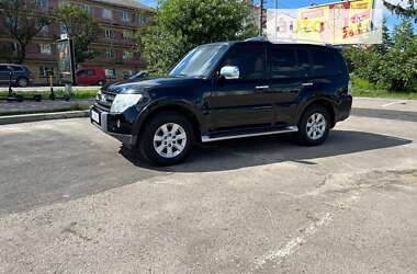 Внедорожник / Кроссовер Mitsubishi Pajero Wagon 2007 в 