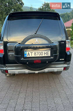 Внедорожник / Кроссовер Mitsubishi Pajero Wagon 2007 в 