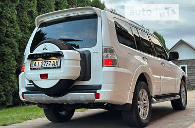 Внедорожник / Кроссовер Mitsubishi Pajero Wagon 2013 в 