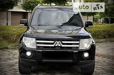 Внедорожник / Кроссовер Mitsubishi Pajero Wagon 2008 в 