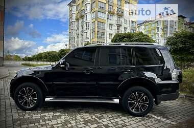 Внедорожник / Кроссовер Mitsubishi Pajero Wagon 2008 в 