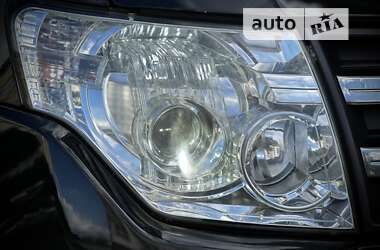 Внедорожник / Кроссовер Mitsubishi Pajero Wagon 2008 в 