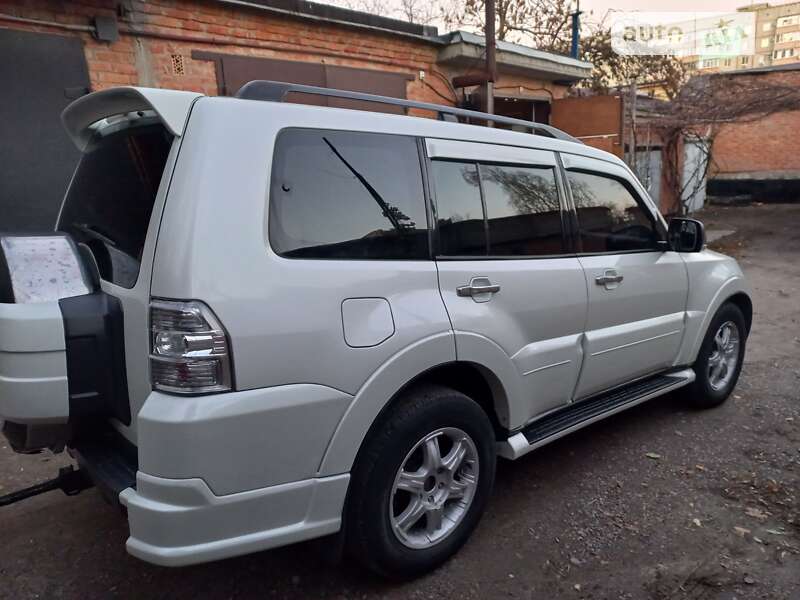 Внедорожник / Кроссовер Mitsubishi Pajero Wagon 2007 в Полтаве