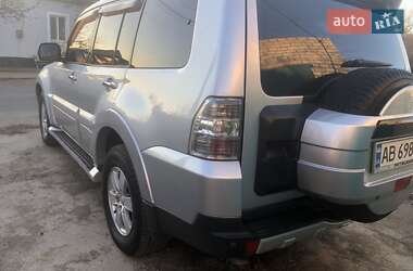 Внедорожник / Кроссовер Mitsubishi Pajero Wagon 2008 в 