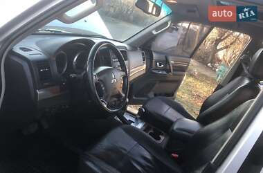 Внедорожник / Кроссовер Mitsubishi Pajero Wagon 2008 в 