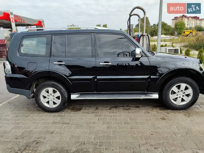 Mitsubishi Pajero Wagon
