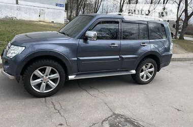 Mitsubishi Pajero Wagon 2008