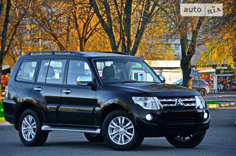 Позашляховик / Кросовер Mitsubishi Pajero Wagon 2013 в Дніпрі