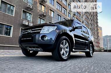 Внедорожник / Кроссовер Mitsubishi Pajero Wagon 2007 в Одессе