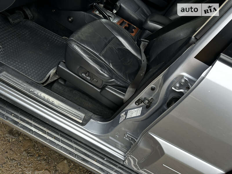 Внедорожник / Кроссовер Mitsubishi Pajero Wagon 2007 в Верховине