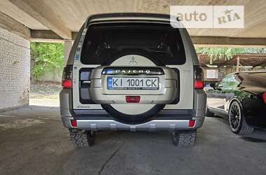 Внедорожник / Кроссовер Mitsubishi Pajero Wagon 2014 в Киеве