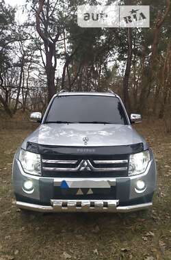 Внедорожник / Кроссовер Mitsubishi Pajero Wagon 2008 в Харькове