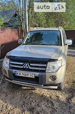 Mitsubishi Pajero Wagon 2008