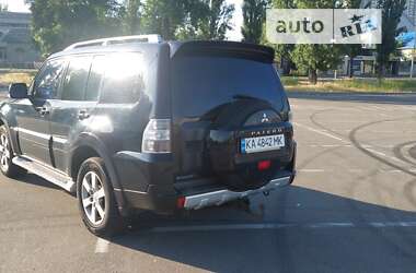 Внедорожник / Кроссовер Mitsubishi Pajero Wagon 2008 в Киеве