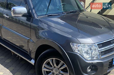 Mitsubishi Pajero Wagon 2014 Mitsubishi Pajero Wagon 2014