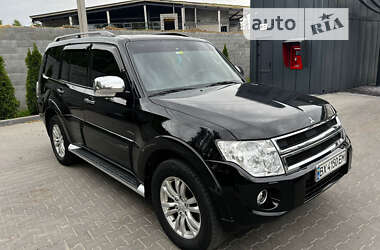 Mitsubishi Pajero Wagon 2015