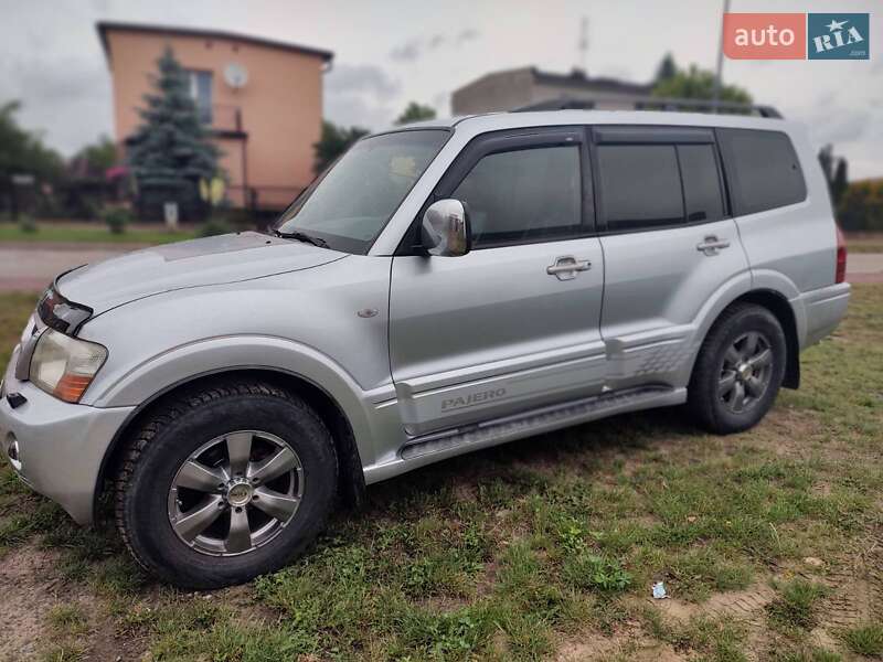 Позашляховик / Кросовер Mitsubishi Pajero Wagon 2006 в Жовтих Водах