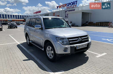 Позашляховик / Кросовер Mitsubishi Pajero Wagon 2008 в 
