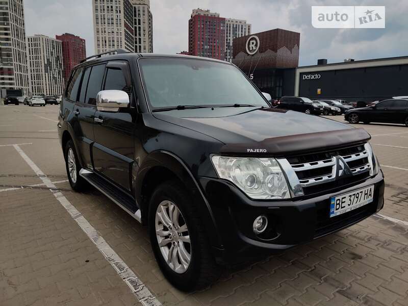 Позашляховик / Кросовер Mitsubishi Pajero Wagon 2012 в Києві фото 6 Позашляховик / Кросовер Mitsubishi Pajero Wagon 2012 в Києві