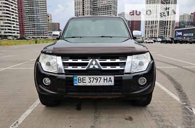 Позашляховик / Кросовер Mitsubishi Pajero Wagon 2012 в Києві