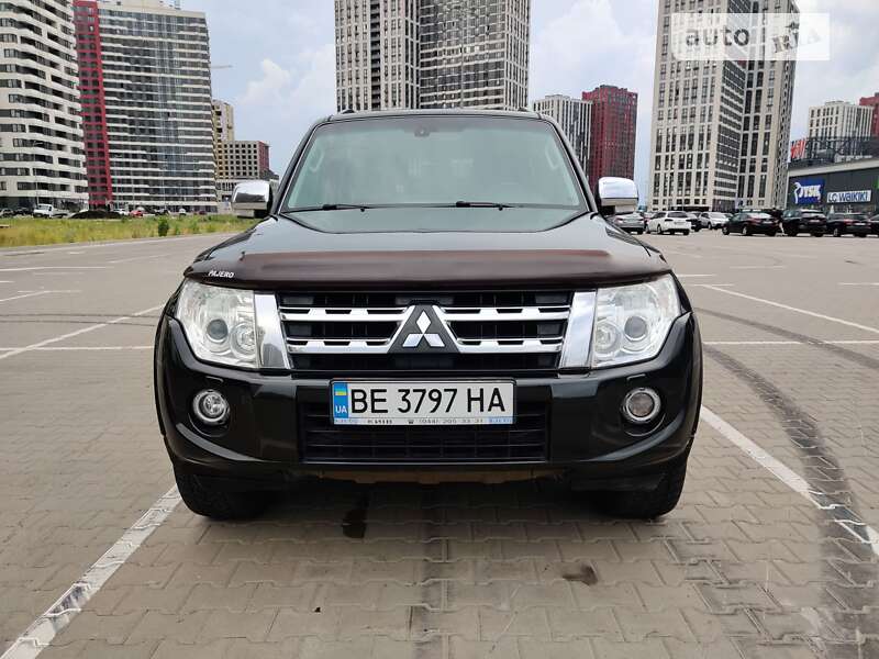Mitsubishi Pajero Wagon 2012 Mitsubishi Pajero Wagon 2012