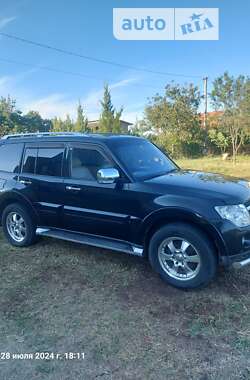 Позашляховик / Кросовер Mitsubishi Pajero Wagon 2007 в Южному