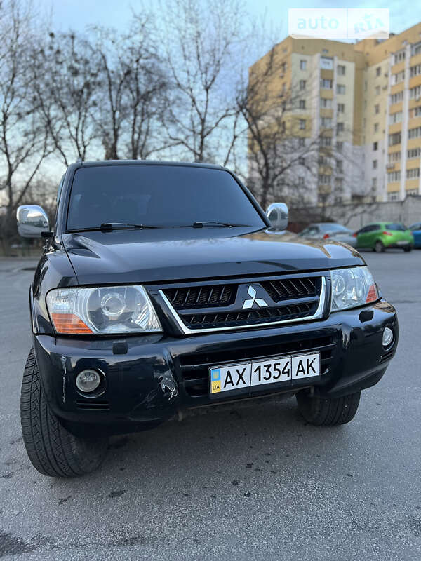 Mitsubishi Pajero Wagon 2006