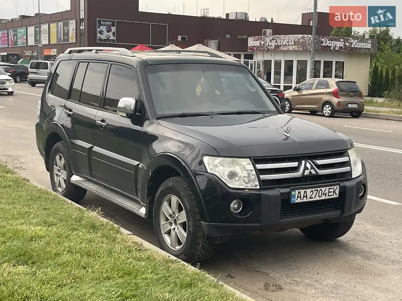 Mitsubishi Pajero Wagon