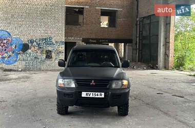 Внедорожник / Кроссовер Mitsubishi Pajero Wagon 2004 в 