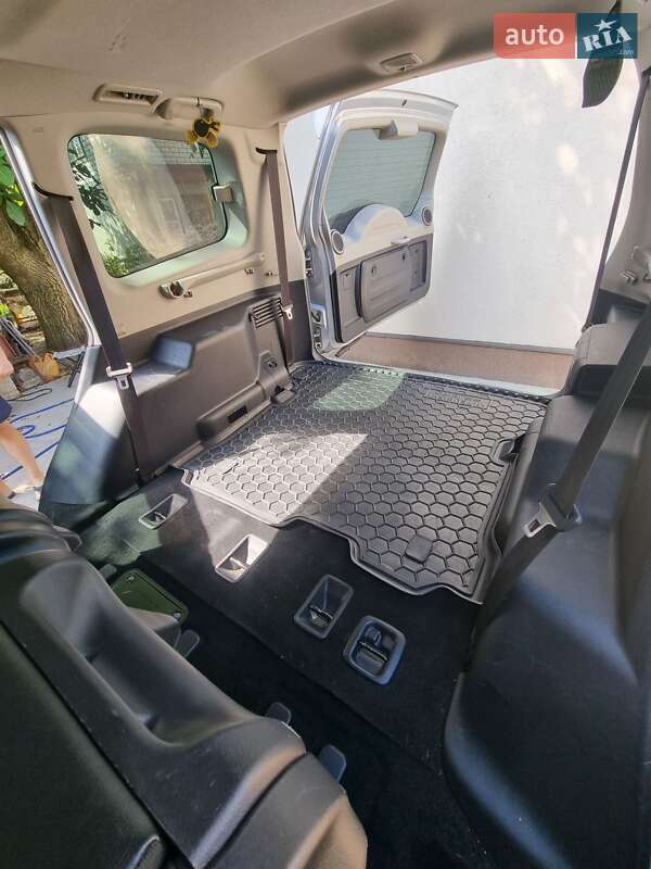 Позашляховик / Кросовер Mitsubishi Pajero Wagon 2008 в Києві