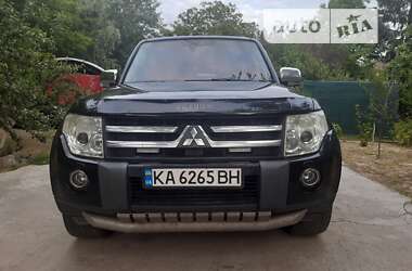 Внедорожник / Кроссовер Mitsubishi Pajero Wagon 2008 в Киеве