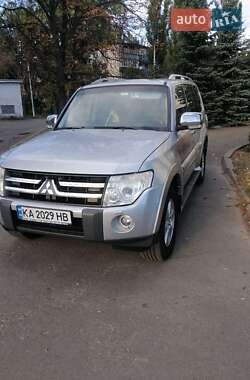 Mitsubishi Pajero Wagon 2008