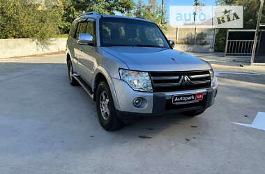 Позашляховик / Кросовер Mitsubishi Pajero Wagon 2008 в Києві