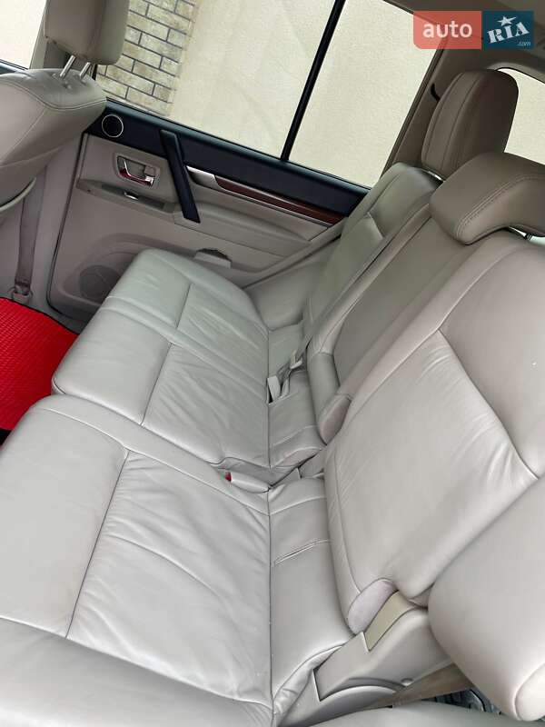 Внедорожник / Кроссовер Mitsubishi Pajero Wagon 2008 в Киеве