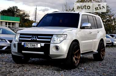 Позашляховик / Кросовер Mitsubishi Pajero Wagon 2008 в Львові