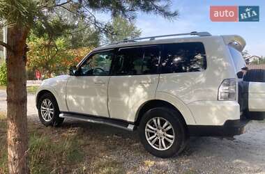 Внедорожник / Кроссовер Mitsubishi Pajero Wagon 2008 в Киеве