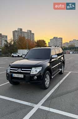 Mitsubishi Pajero Wagon 2008