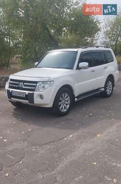 Внедорожник / Кроссовер Mitsubishi Pajero Wagon 2010 в Горишних Плавнях