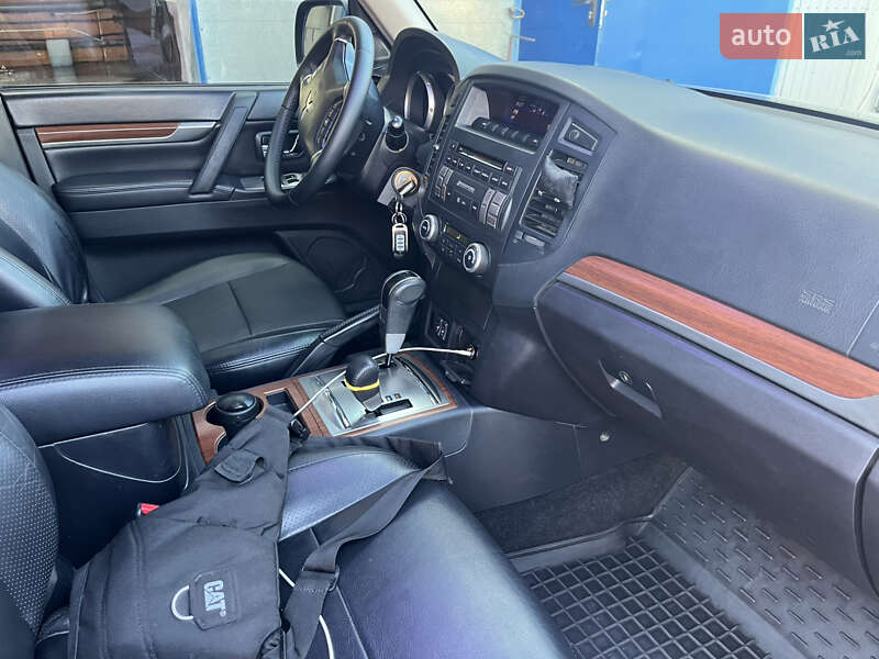 Внедорожник / Кроссовер Mitsubishi Pajero Wagon 2008 в Черкассах