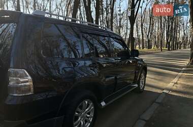 Внедорожник / Кроссовер Mitsubishi Pajero Wagon 2008 в Черновцах