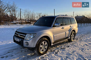 Внедорожник / Кроссовер Mitsubishi Pajero Wagon 2007 в Черновцах