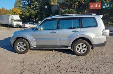 Mitsubishi Pajero Wagon 2008