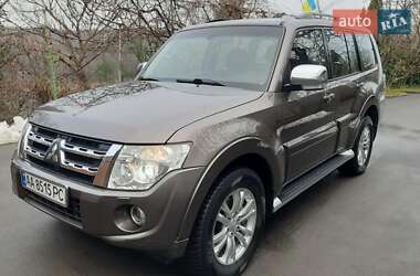 Mitsubishi Pajero Wagon 2013