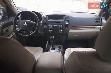 Mitsubishi Pajero Wagon 2008