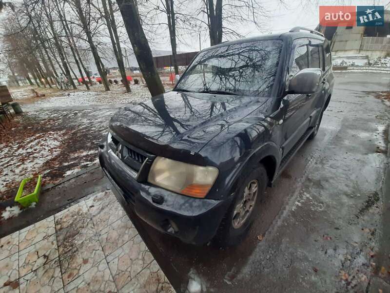Внедорожник / Кроссовер Mitsubishi Pajero Wagon 2006 в Киеве