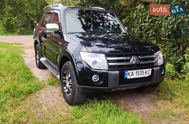 Mitsubishi Pajero Wagon 2008