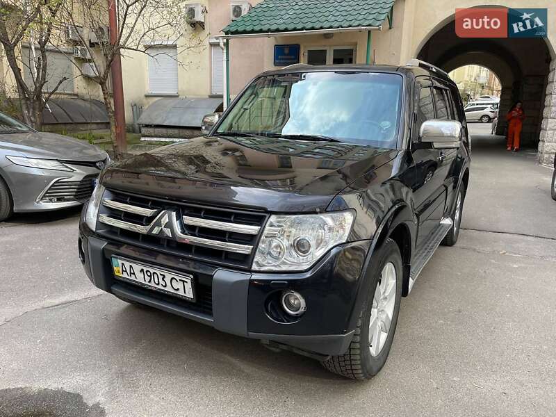 Позашляховик / Кросовер Mitsubishi Pajero Wagon 2008 в Києві фото 3 Позашляховик / Кросовер Mitsubishi Pajero Wagon 2008 в Києві