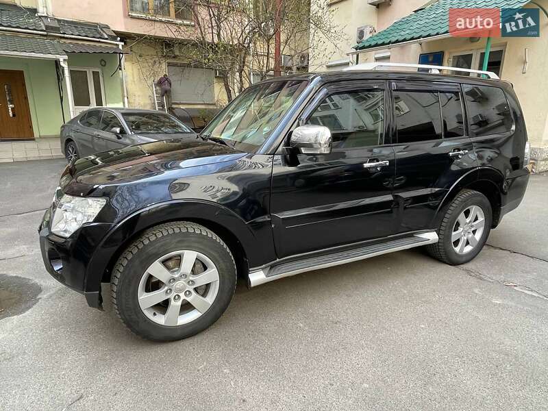 Позашляховик / Кросовер Mitsubishi Pajero Wagon 2008 в Києві фото 4 Позашляховик / Кросовер Mitsubishi Pajero Wagon 2008 в Києві