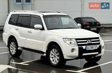 Внедорожник / Кроссовер Mitsubishi Pajero Wagon 2011 в Киеве