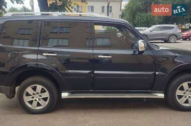 Mitsubishi Pajero Wagon 2008